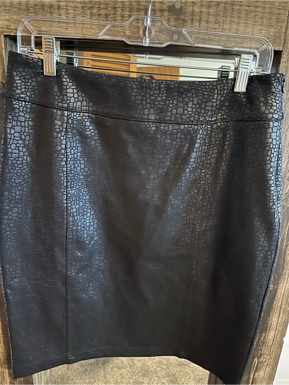 NWT Chico’s Manju Ponte Pencil Skirt Black Croc Print Size 1 Career Office